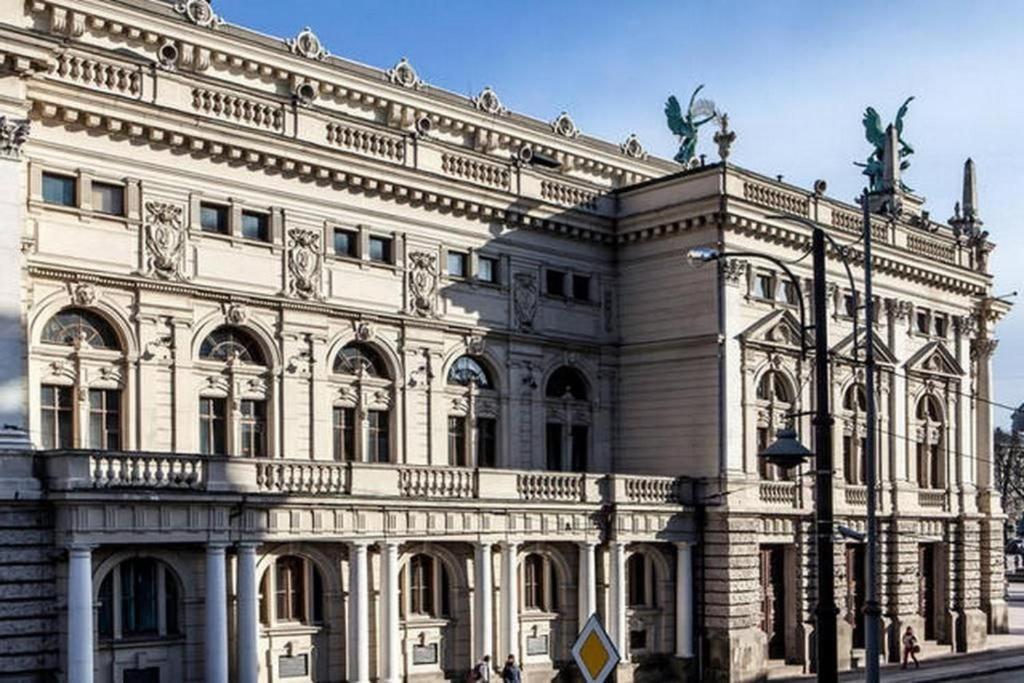 Apartment In The Center Of "Opera" Lvov Exteriér fotografie